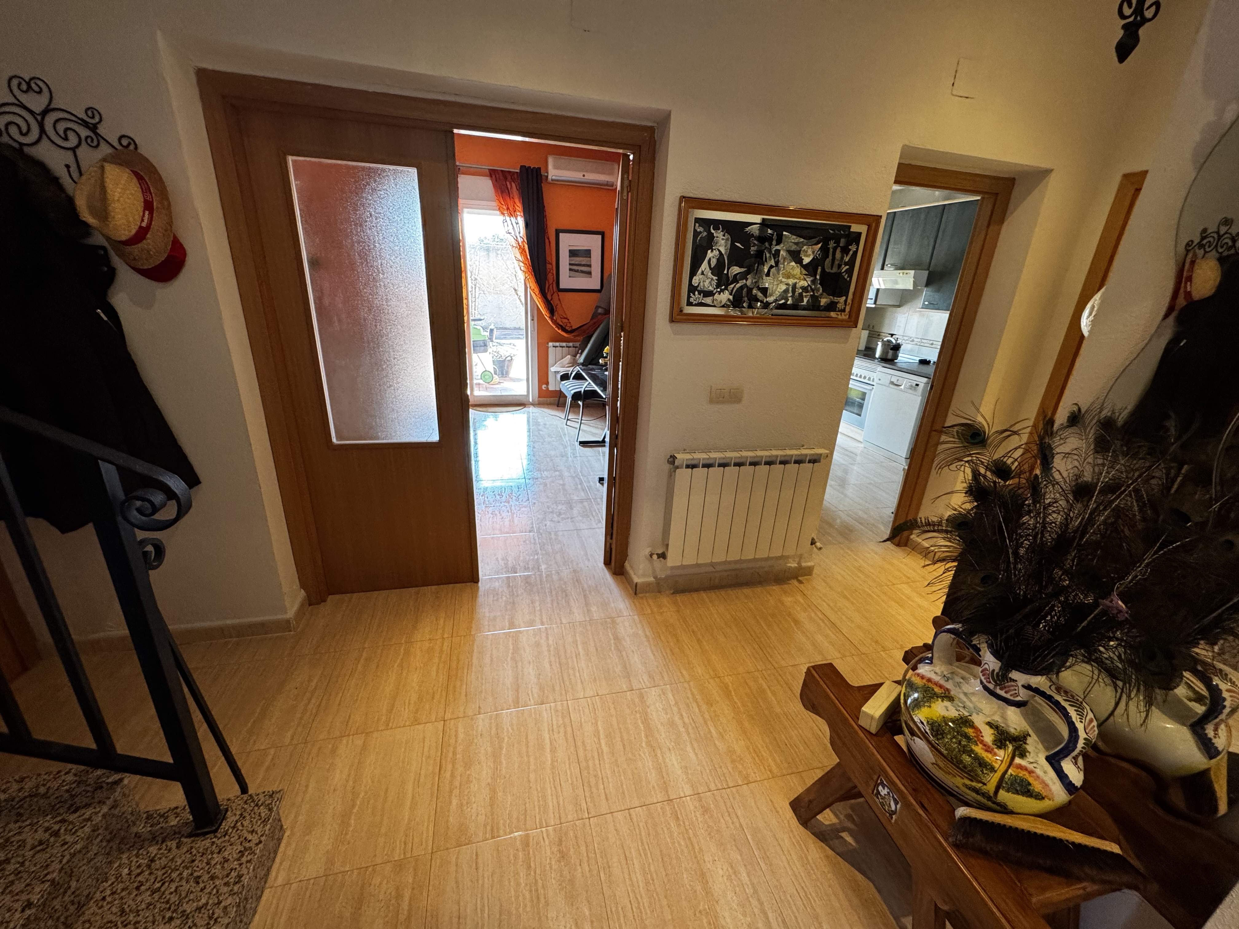 CALLE POLONIA, CHOZAS DE CANALES, 5 Habitaciones Habitaciones, ,2 BathroomsBathrooms,Casas y Chalets,En Venta,CALLE POLONIA,1148