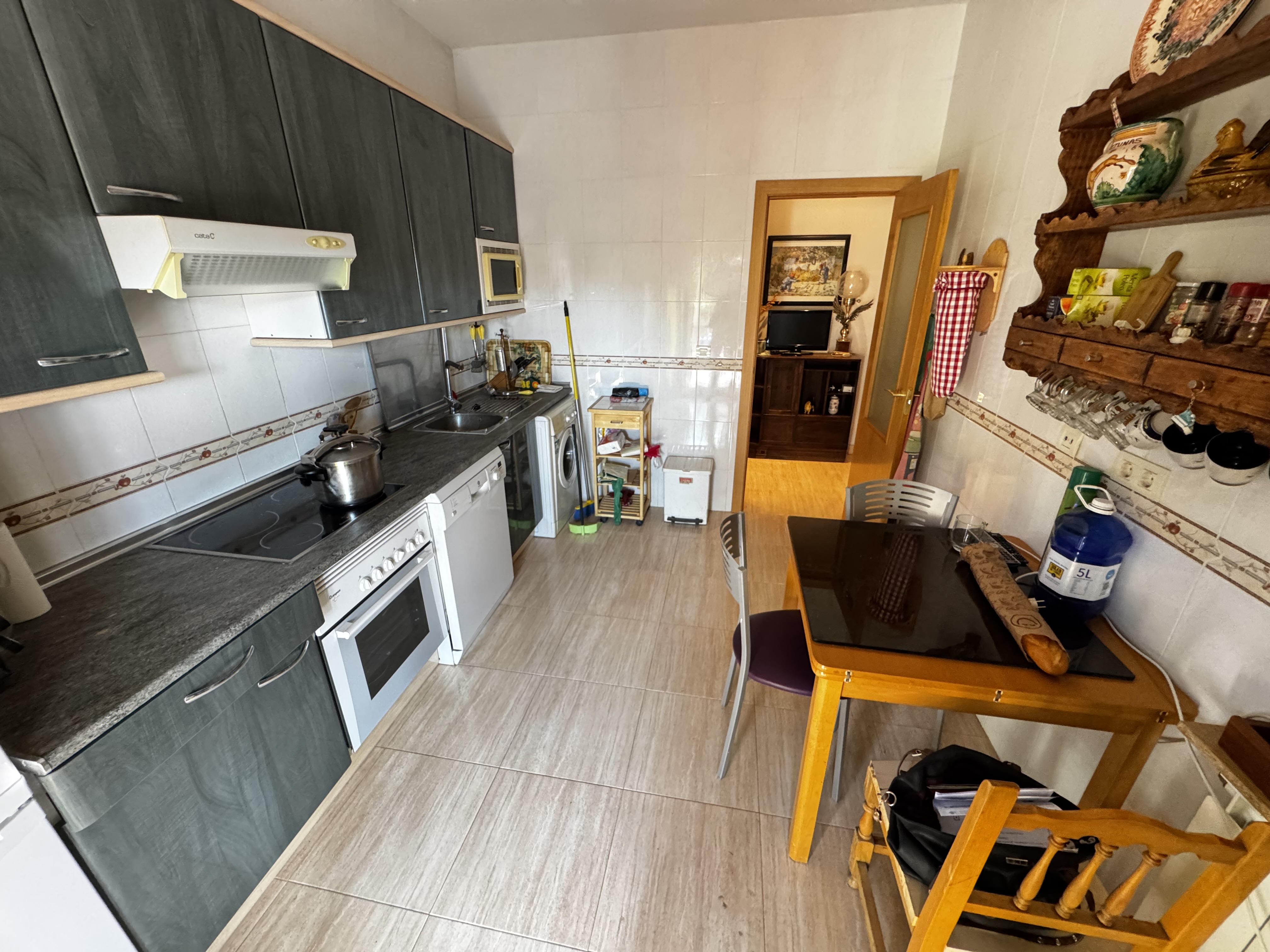CALLE POLONIA, CHOZAS DE CANALES, 5 Habitaciones Habitaciones, ,2 BathroomsBathrooms,Casas y Chalets,En Venta,CALLE POLONIA,1148