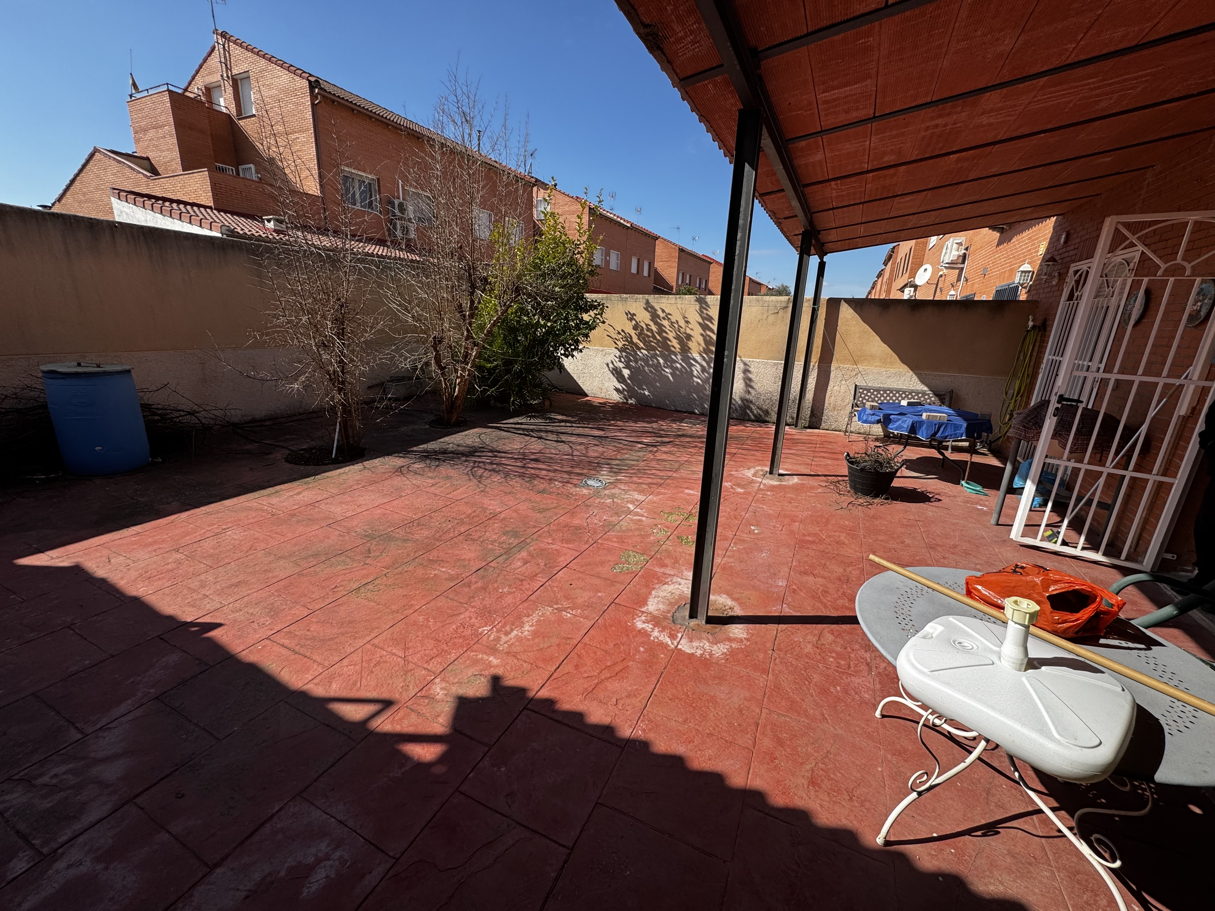 CALLE POLONIA, CHOZAS DE CANALES, 5 Habitaciones Habitaciones, ,2 BathroomsBathrooms,Casas y Chalets,En Venta,CALLE POLONIA,1148