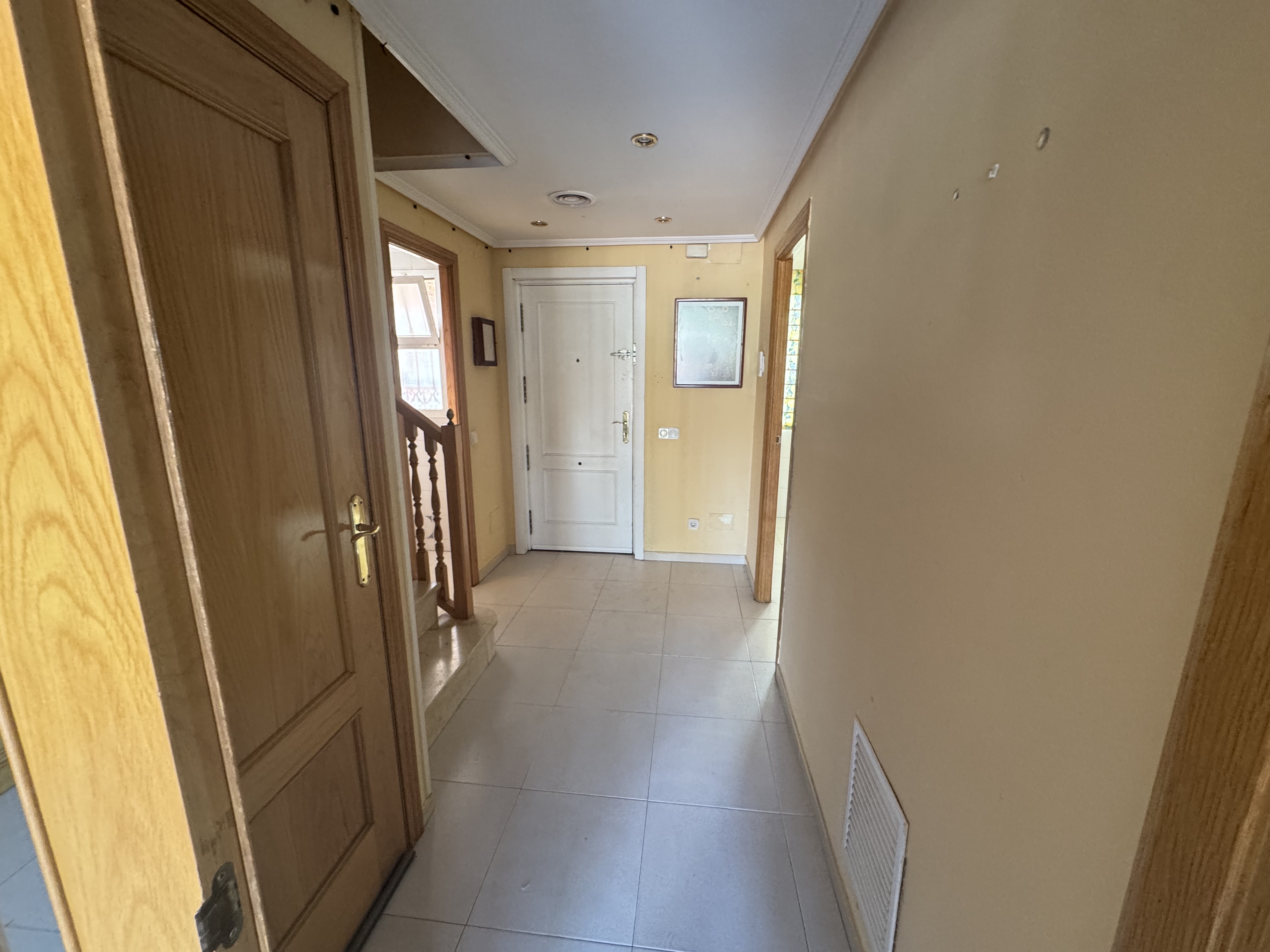 ZONA LAGUNA PARK, PARLA, 5 Habitaciones Habitaciones, ,2 BathroomsBathrooms,Casas y Chalets,En Venta,ZONA LAGUNA PARK,1156