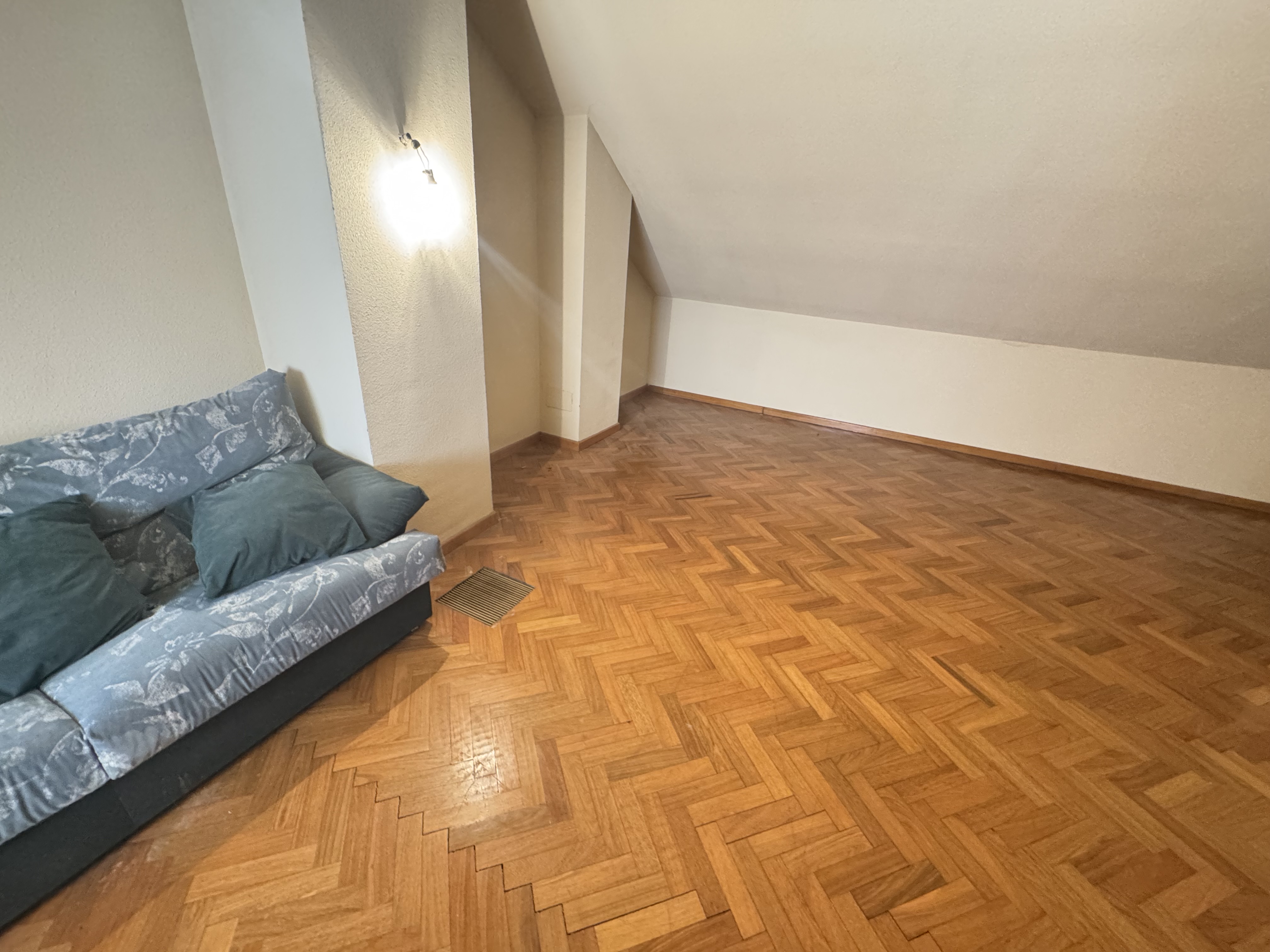 ZONA LAGUNA PARK, PARLA, 5 Habitaciones Habitaciones, ,2 BathroomsBathrooms,Casas y Chalets,En Venta,ZONA LAGUNA PARK,1156