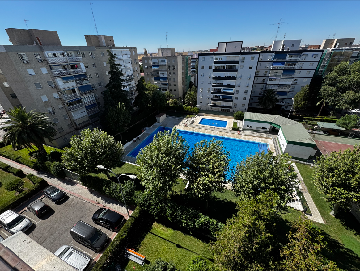 CALLE FCO JAVIER SAUQUILLO, FUENLABRADA, 3 Habitaciones Habitaciones, ,1 BañoBathrooms,Piso,En Venta,CALLE FCO JAVIER SAUQUILLO,1159