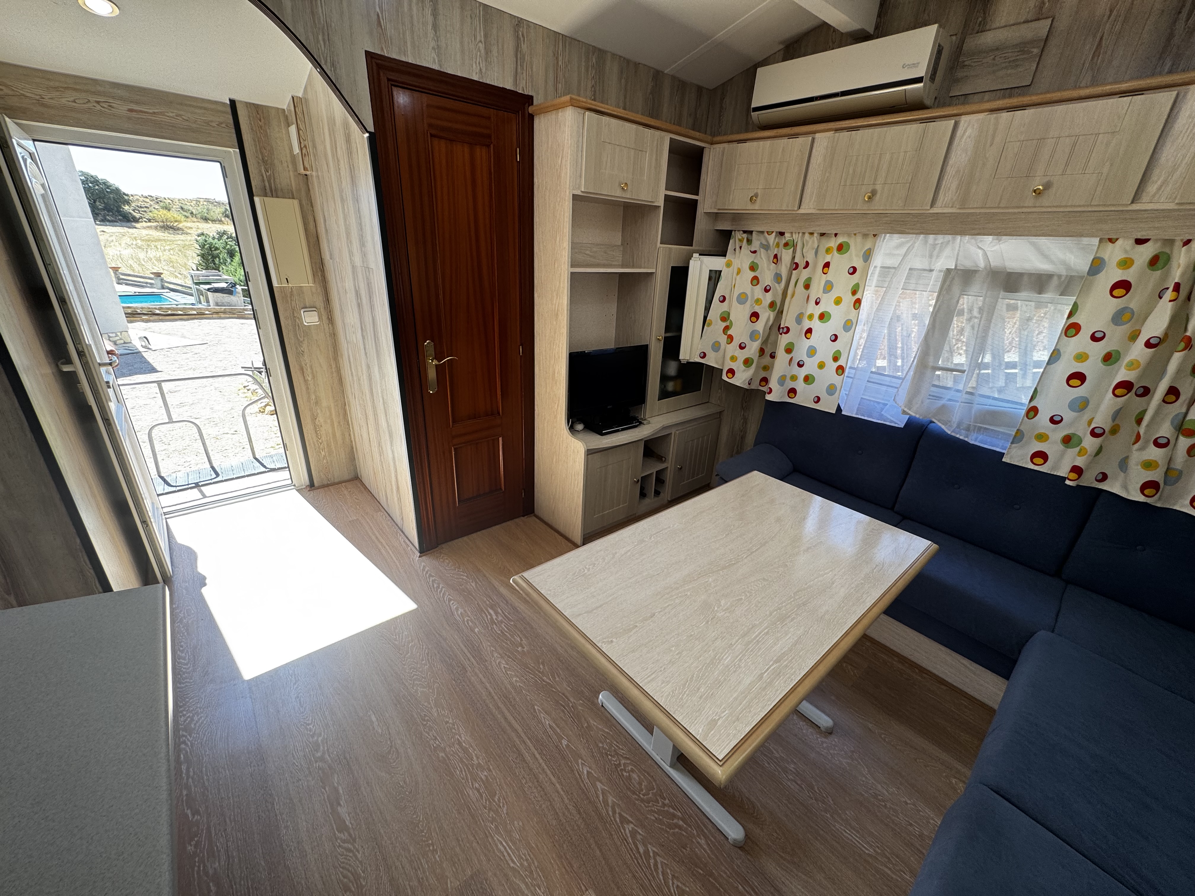 CALLE MEMBRILLOS, MÉNTRIDA, 4 Habitaciones Habitaciones, ,3 BathroomsBathrooms,Casas y Chalets,En Venta,CALLE MEMBRILLOS,1161