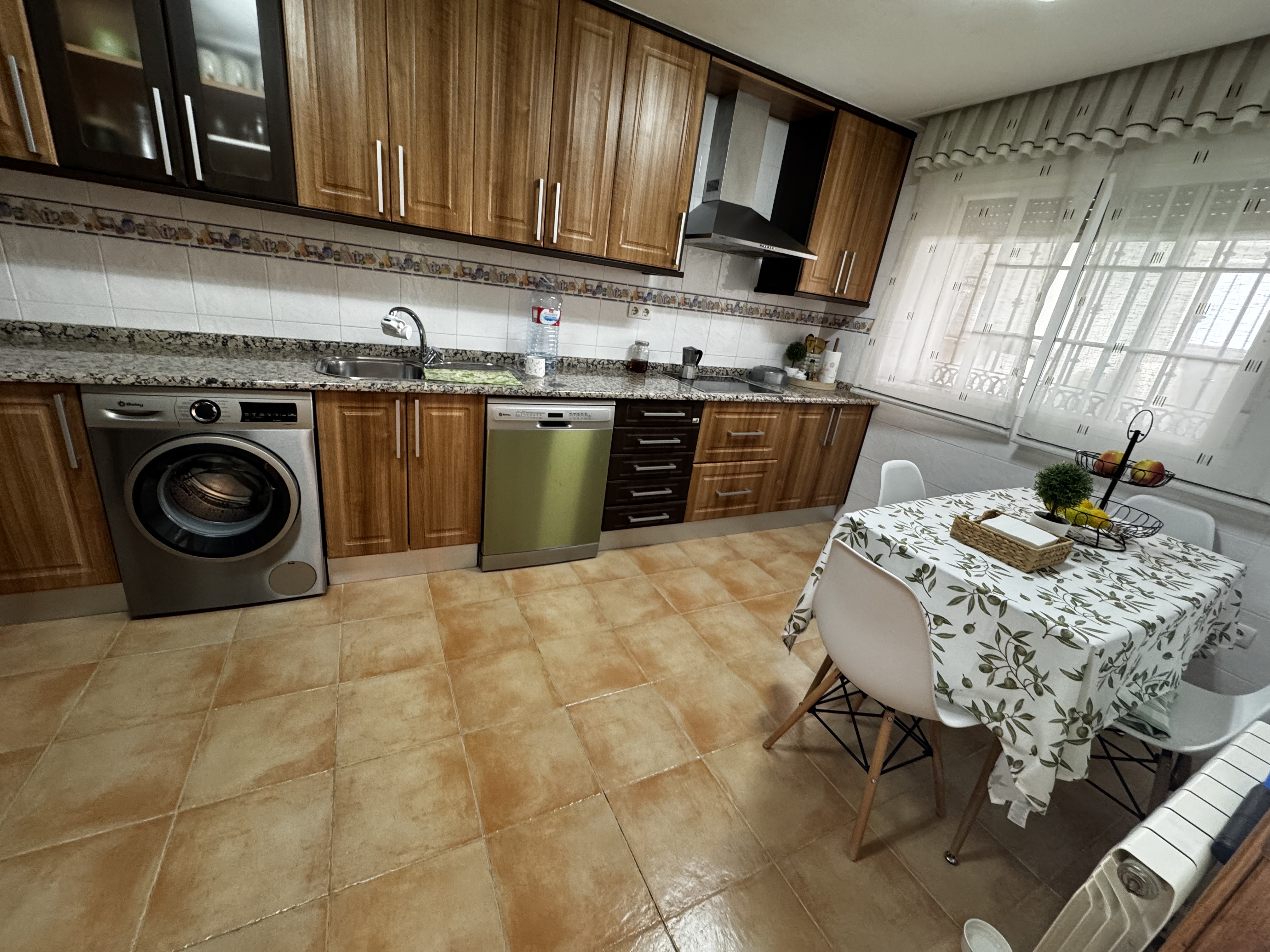 YUNCLER, YUNCLER, 4 Habitaciones Habitaciones, ,3 BathroomsBathrooms,Casas y Chalets,En Venta,YUNCLER,1164