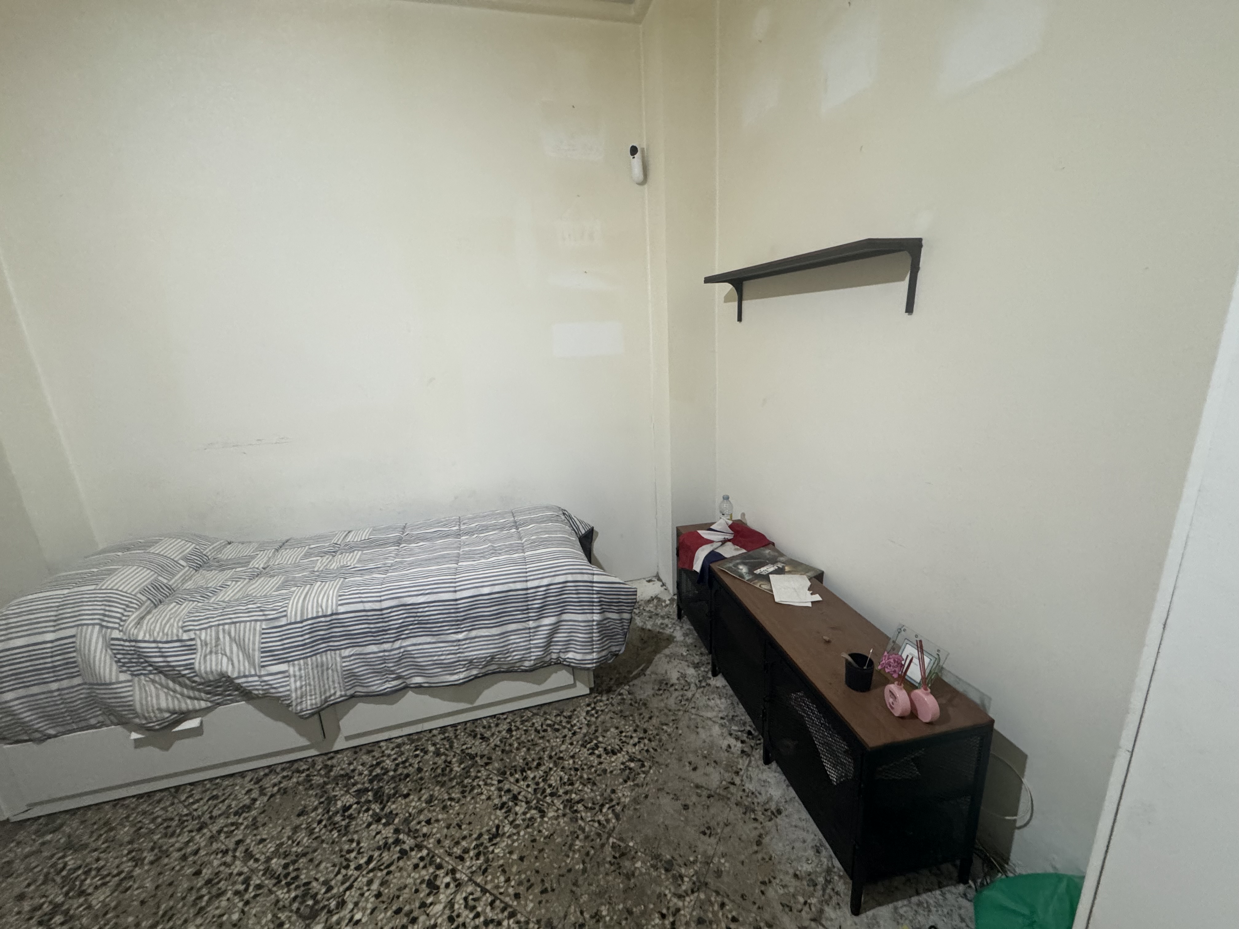 PARLA, ,1 BañoBathrooms,Local,En Venta,1165