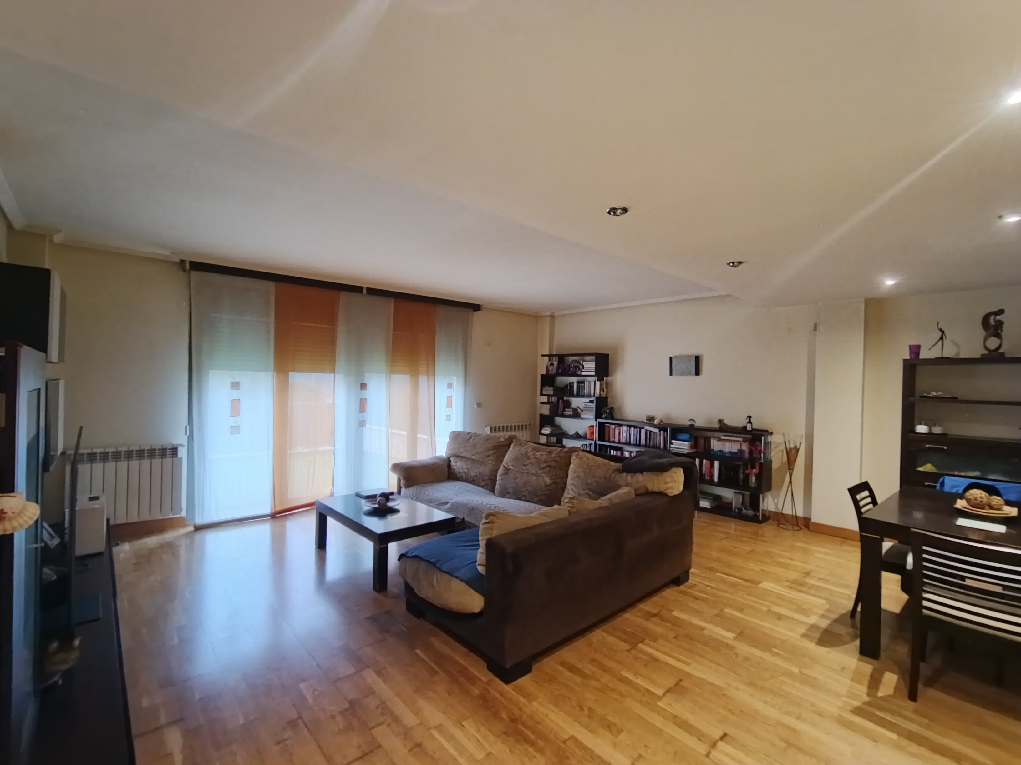 CALLE PLANETA URANO, PARLA, 4 Habitaciones Habitaciones, ,3 BathroomsBathrooms,Casas y Chalets,En Venta,CALLE PLANETA URANO,1174