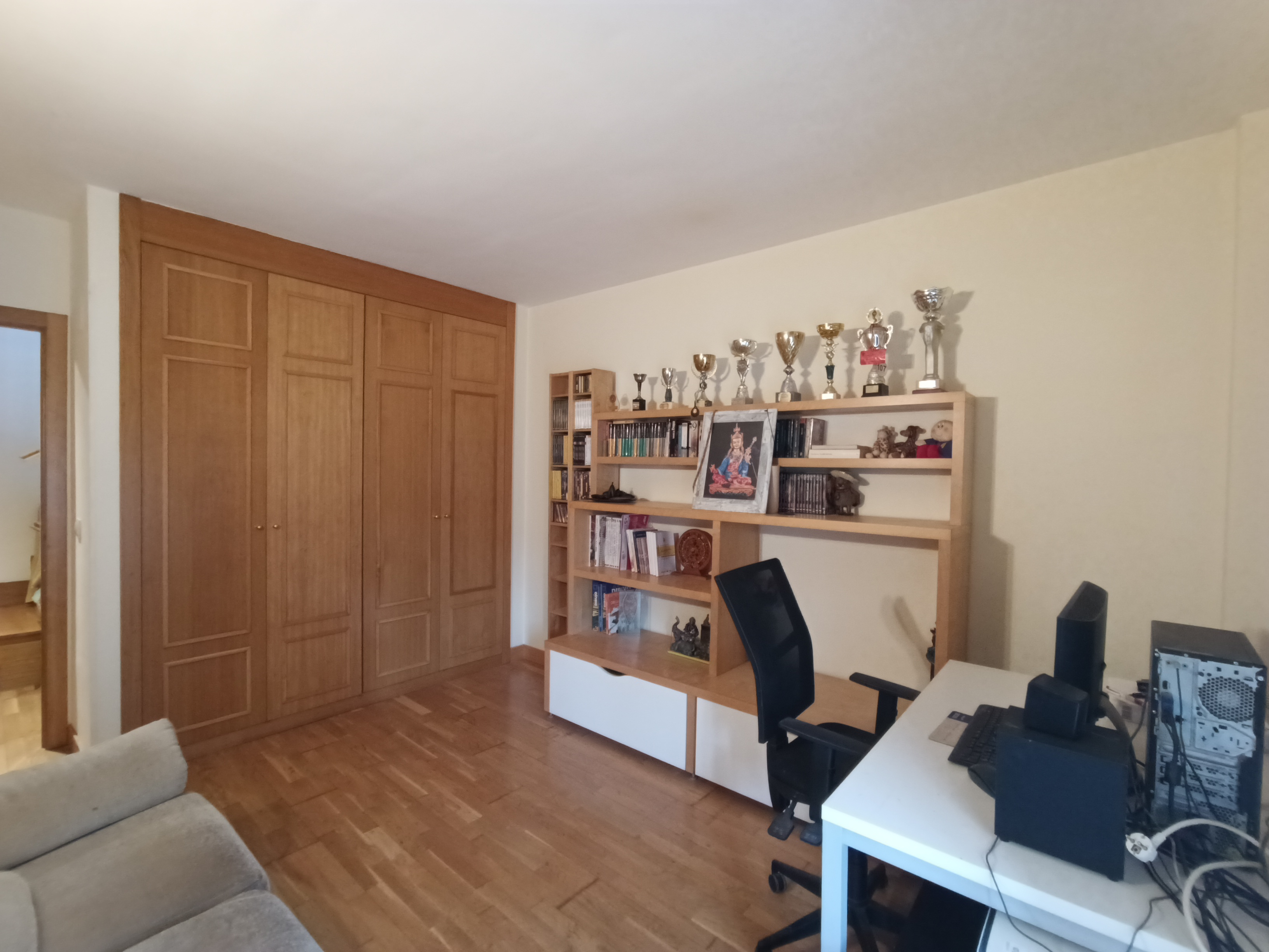 CALLE PLANETA URANO, PARLA, 4 Habitaciones Habitaciones, ,3 BathroomsBathrooms,Casas y Chalets,En Venta,CALLE PLANETA URANO,1174