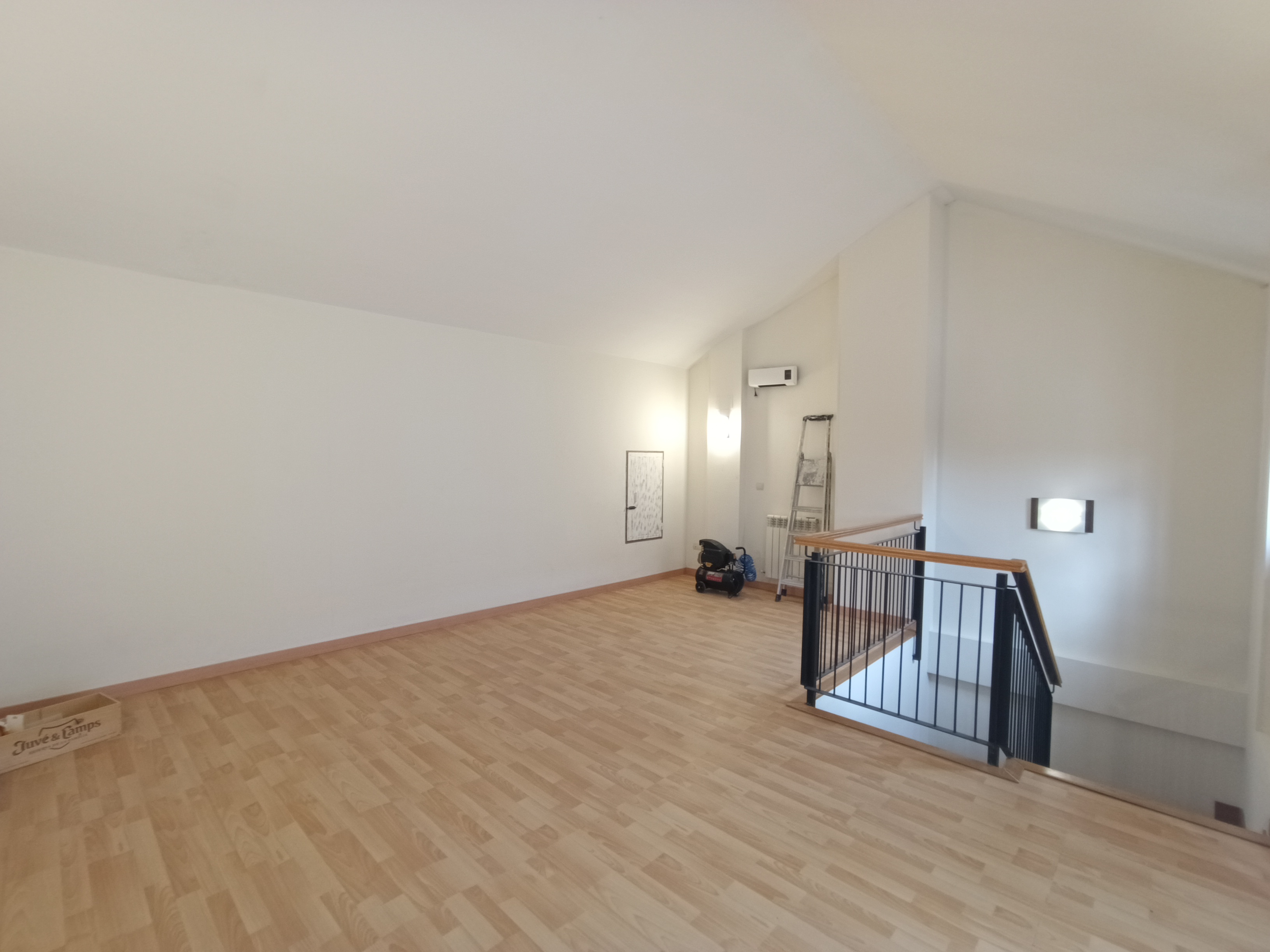 CALLE PLANETA URANO, PARLA, 4 Habitaciones Habitaciones, ,3 BathroomsBathrooms,Casas y Chalets,En Venta,CALLE PLANETA URANO,1174