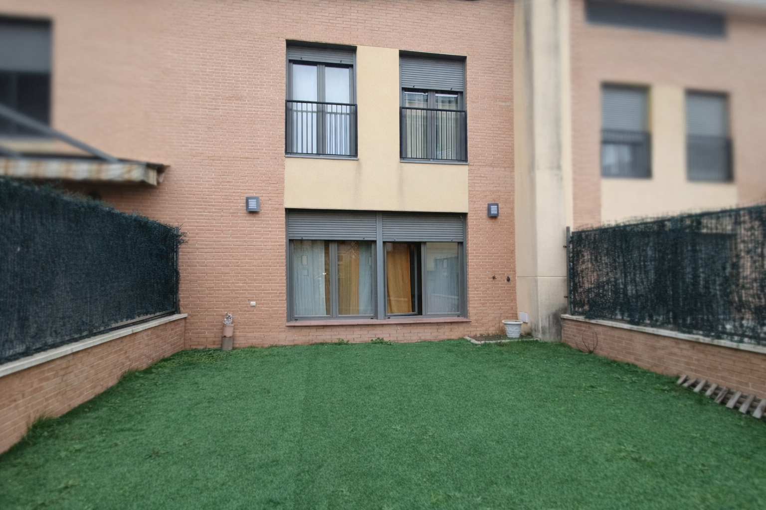 CALLE PLANETA URANO, PARLA, 4 Habitaciones Habitaciones, ,3 BathroomsBathrooms,Casas y Chalets,En Venta,CALLE PLANETA URANO,1174