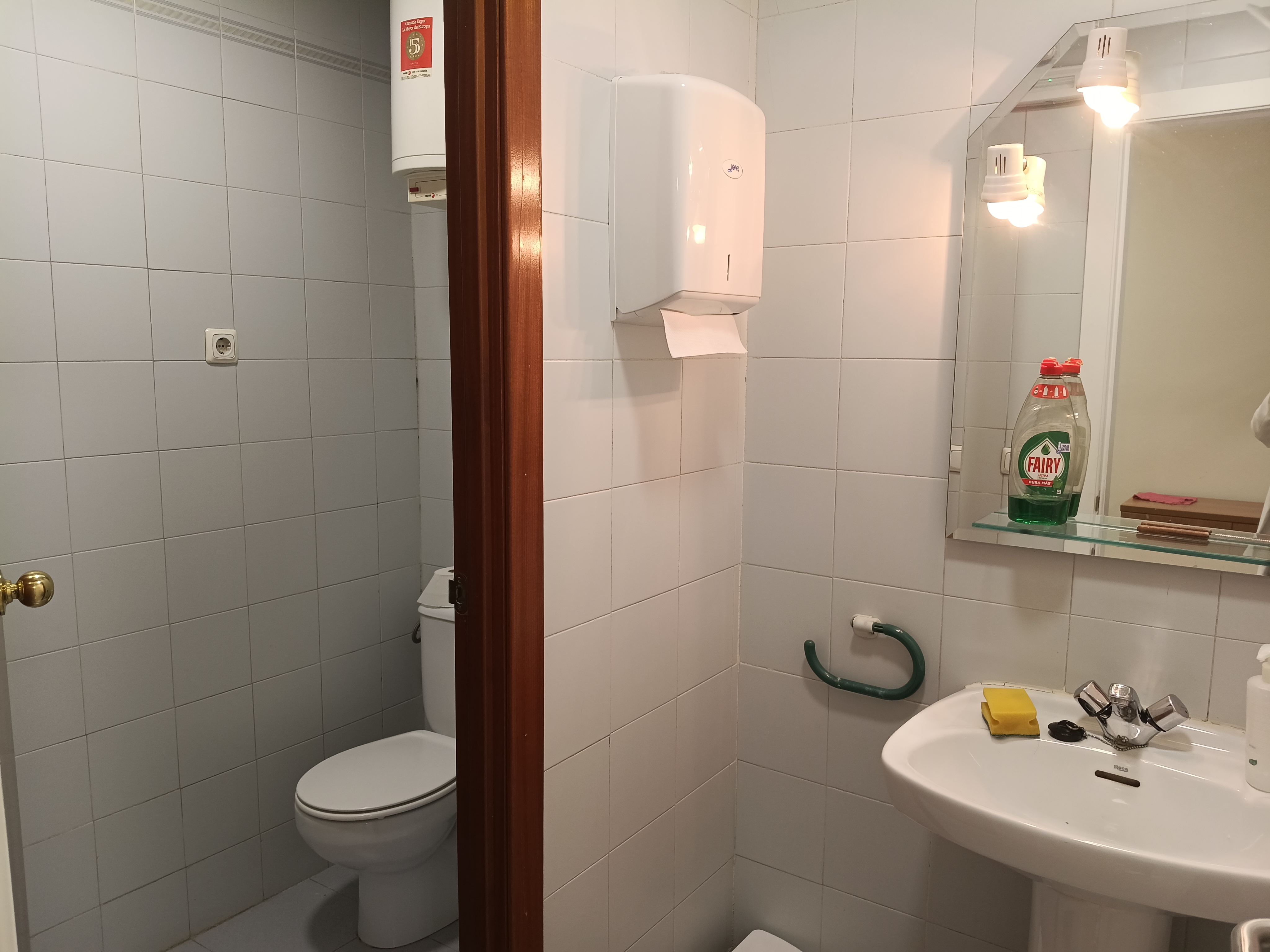 AVENIDA REY JUAN CARLOS I, LEGANES, ,1 BañoBathrooms,Oficina,En Venta,AVENIDA REY JUAN CARLOS I,1191
